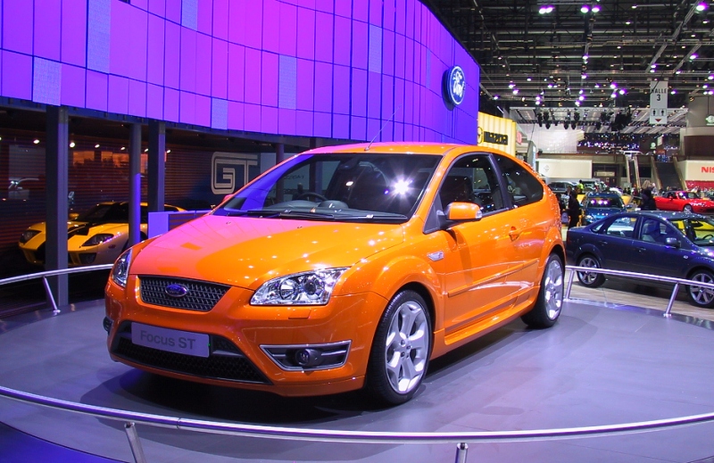 http://www.autointell.com/Events/geneva-2005/ford-focus-geneva-05/focus-st-002-800.jpg