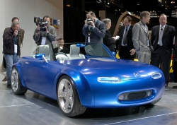 2004 Mazda Ibuki Concept